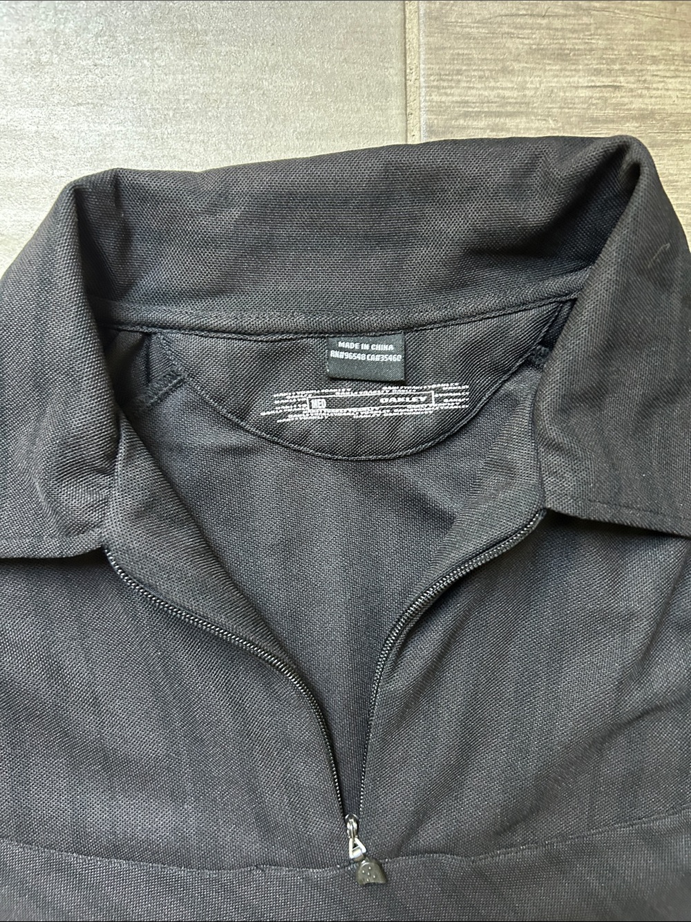 Oakley Black Short-Sleeve Zip Polo - Picture 2 of 3